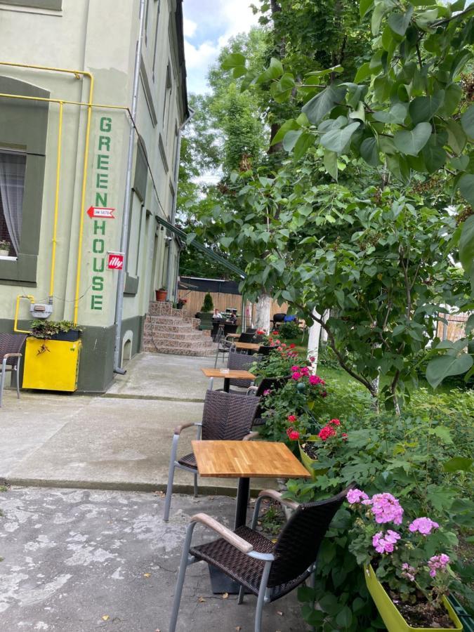 Green House Bucharest Luaran gambar
