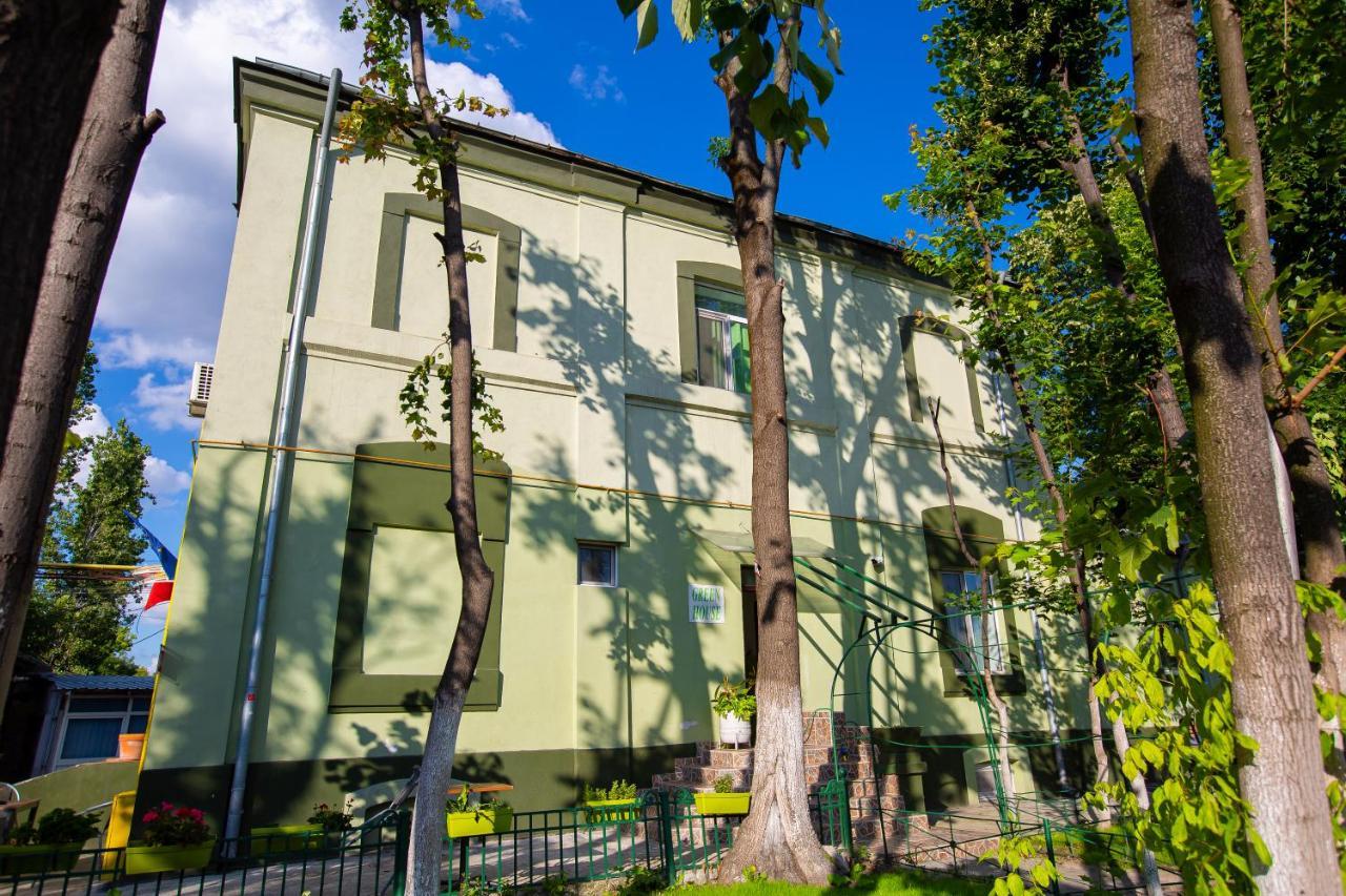Green House Bucharest Luaran gambar
