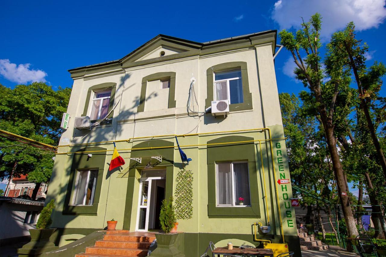 Green House Bucharest Luaran gambar